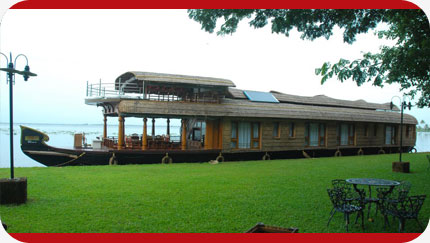 Luxury Houseboat